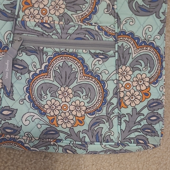 Vera Bradley Blue and Gray Floral Crossbody Bag - Picture 2 of 4